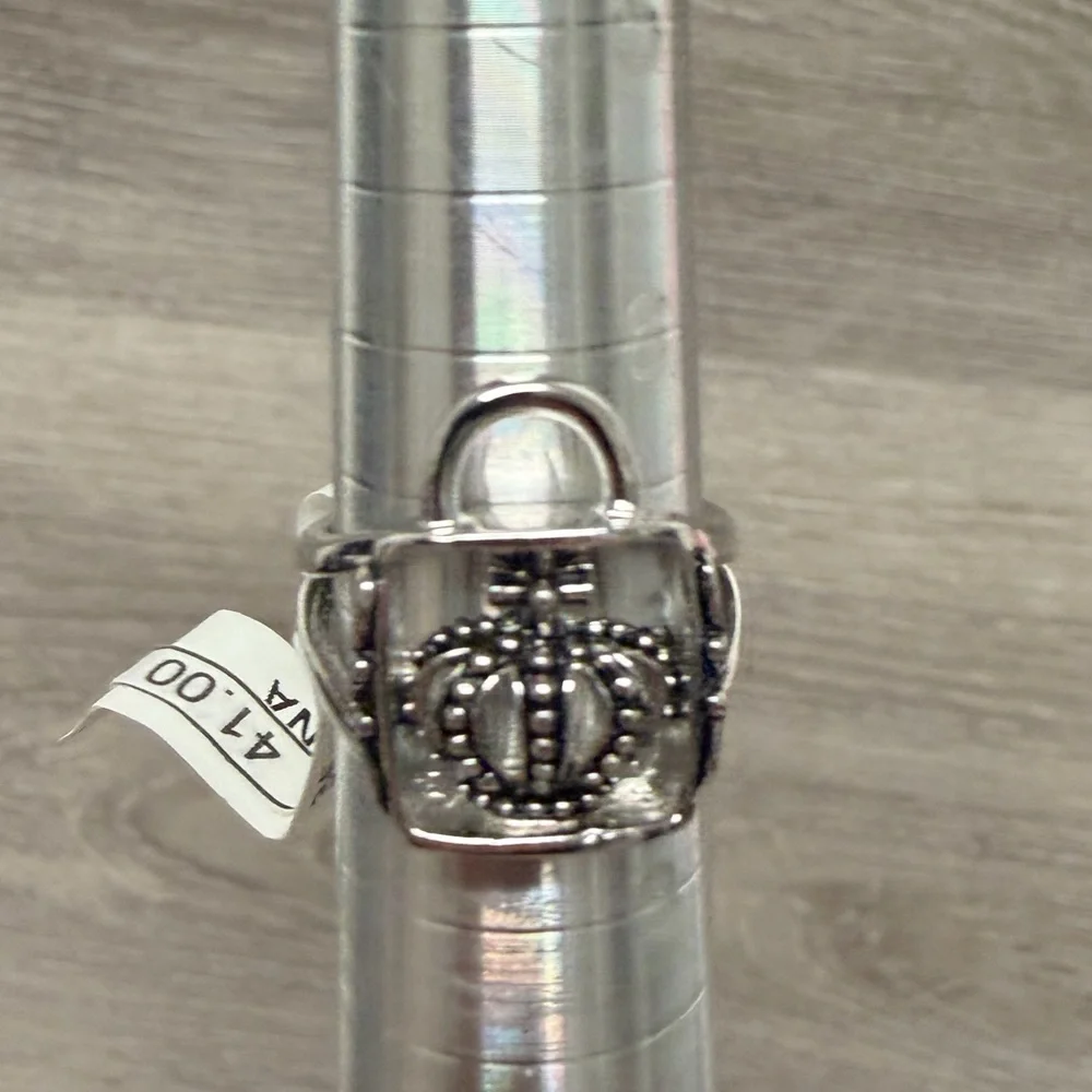 SterlingSilver Crown‎ Decorative Ring Holder .925